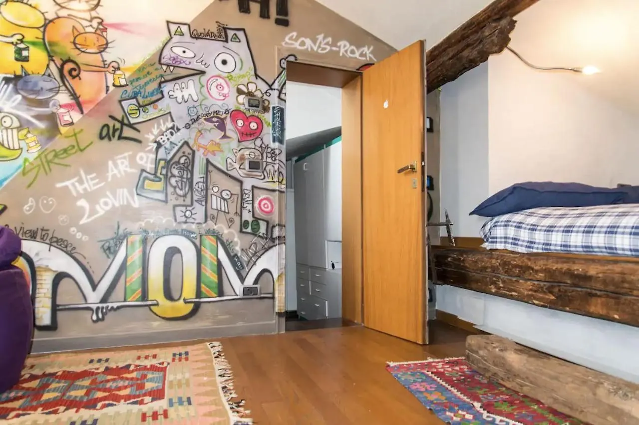 The Graffiti Room - Roofs Panoramic View 博洛尼亚 意大利