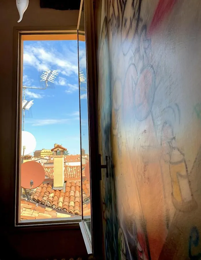 The Graffiti Room - Roofs Panoramic View 博洛尼亚 民宿